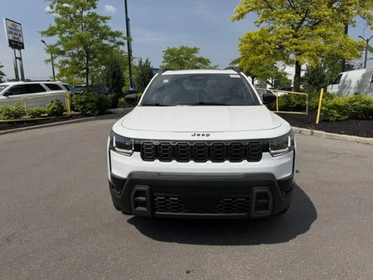Jeep Cherokee снимка Jeep Cherokee
