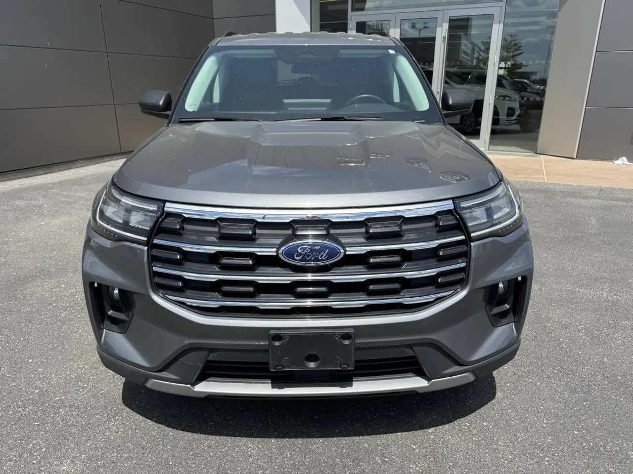 Ford Explorer photo Ford Explorer