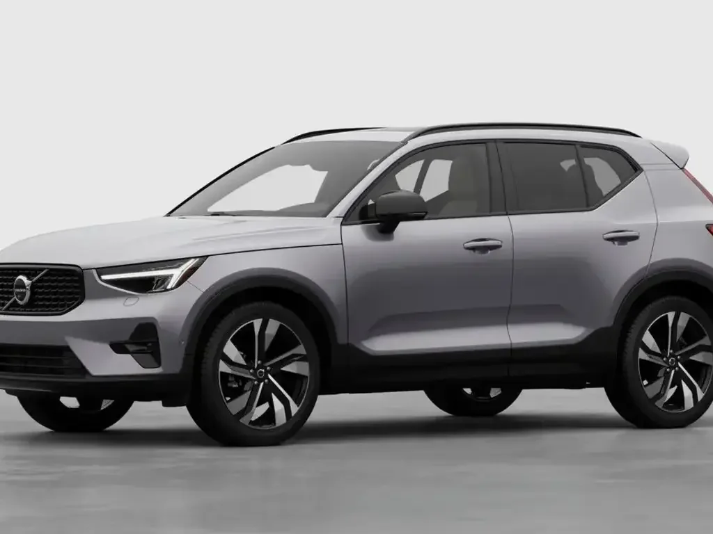 2026 Volvo XC40