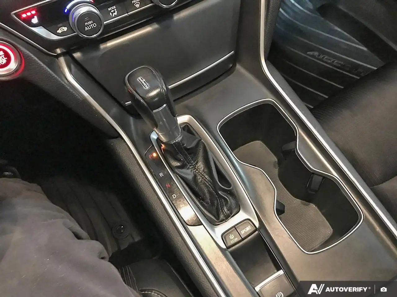 Honda Accord снимка Honda Accord