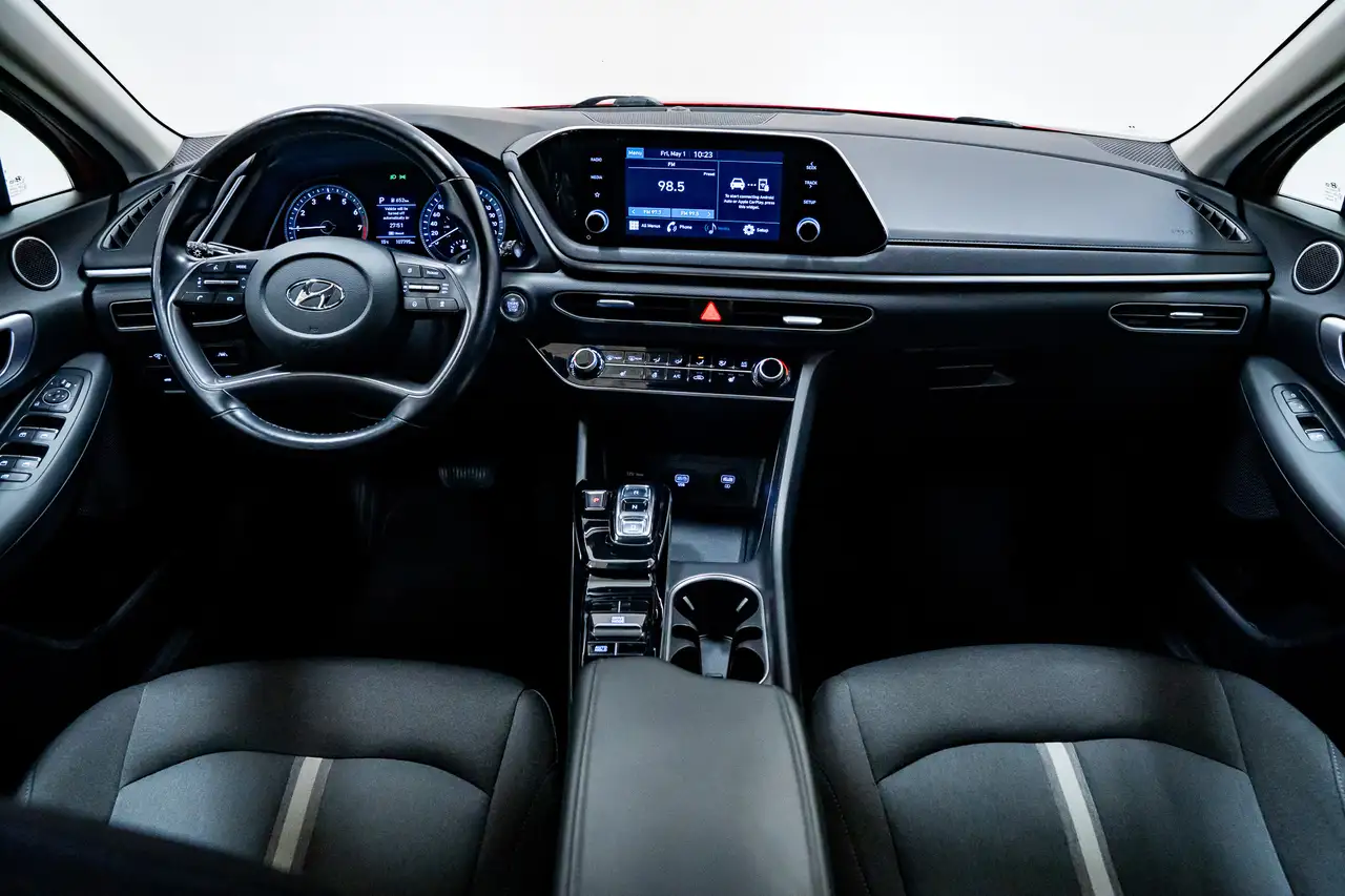 Hyundai SONATA снимка Hyundai SONATA