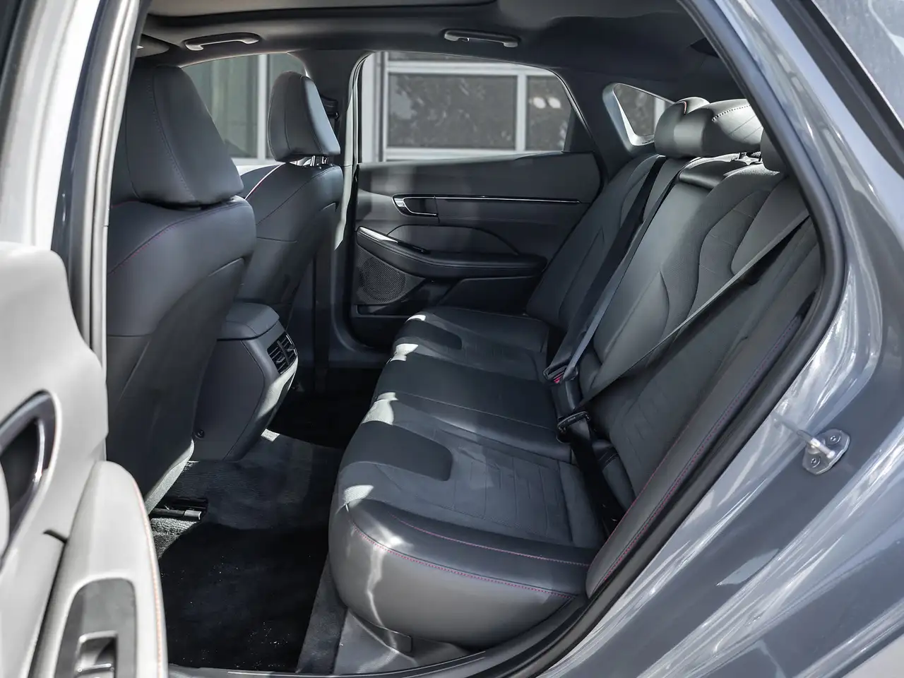 Hyundai SONATA снимка Hyundai SONATA