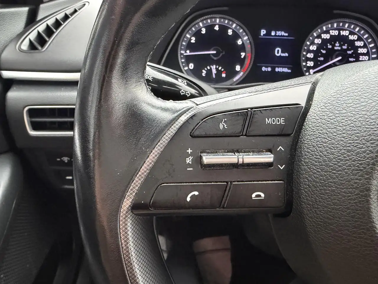 Hyundai SONATA снимка Hyundai SONATA