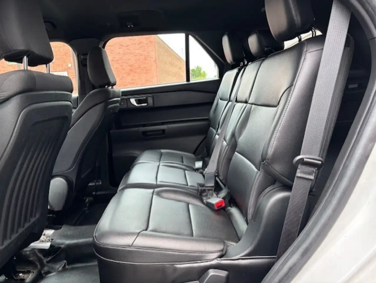 Ford Explorer photo Ford Explorer