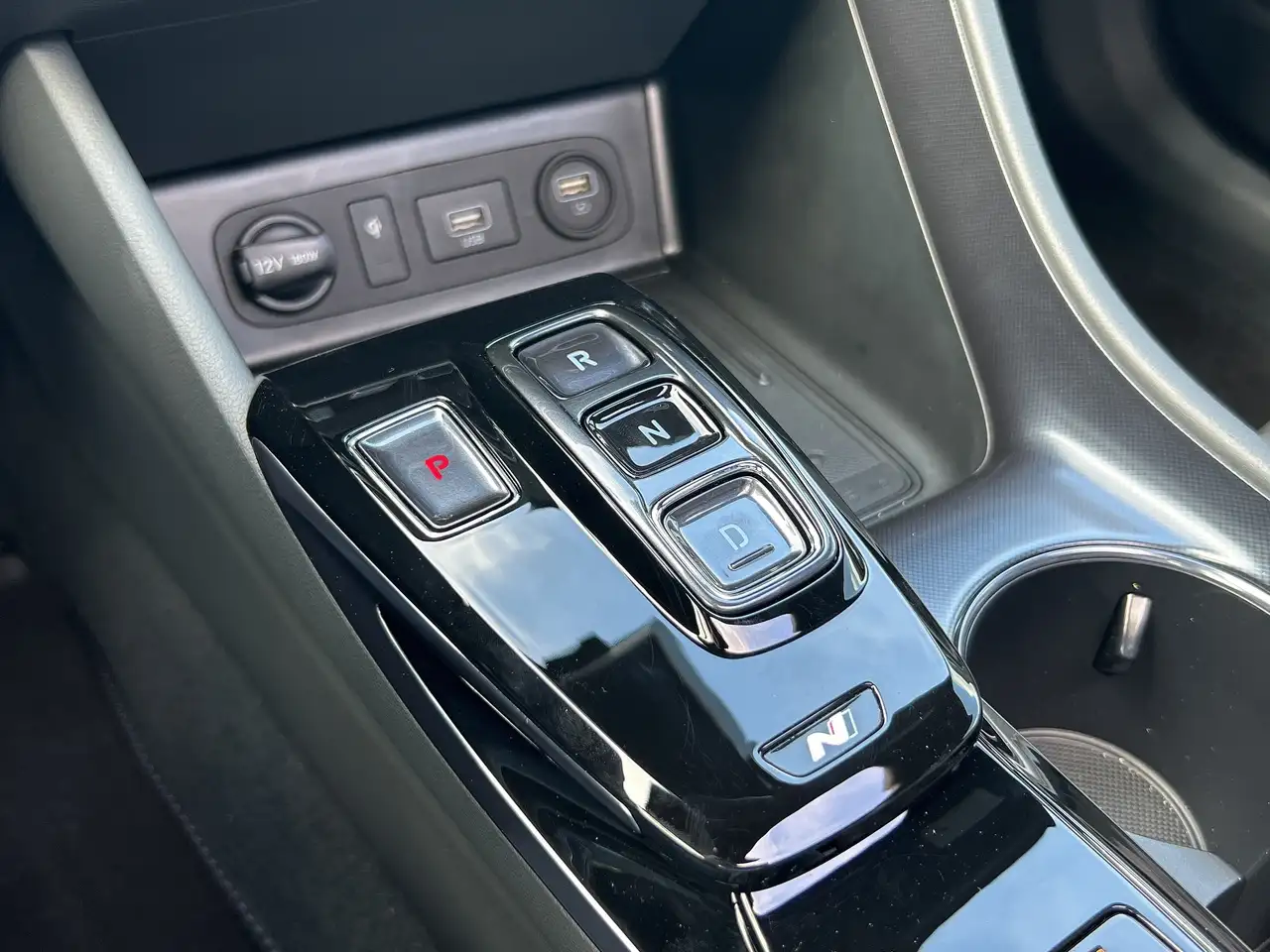 Hyundai SONATA снимка Hyundai SONATA