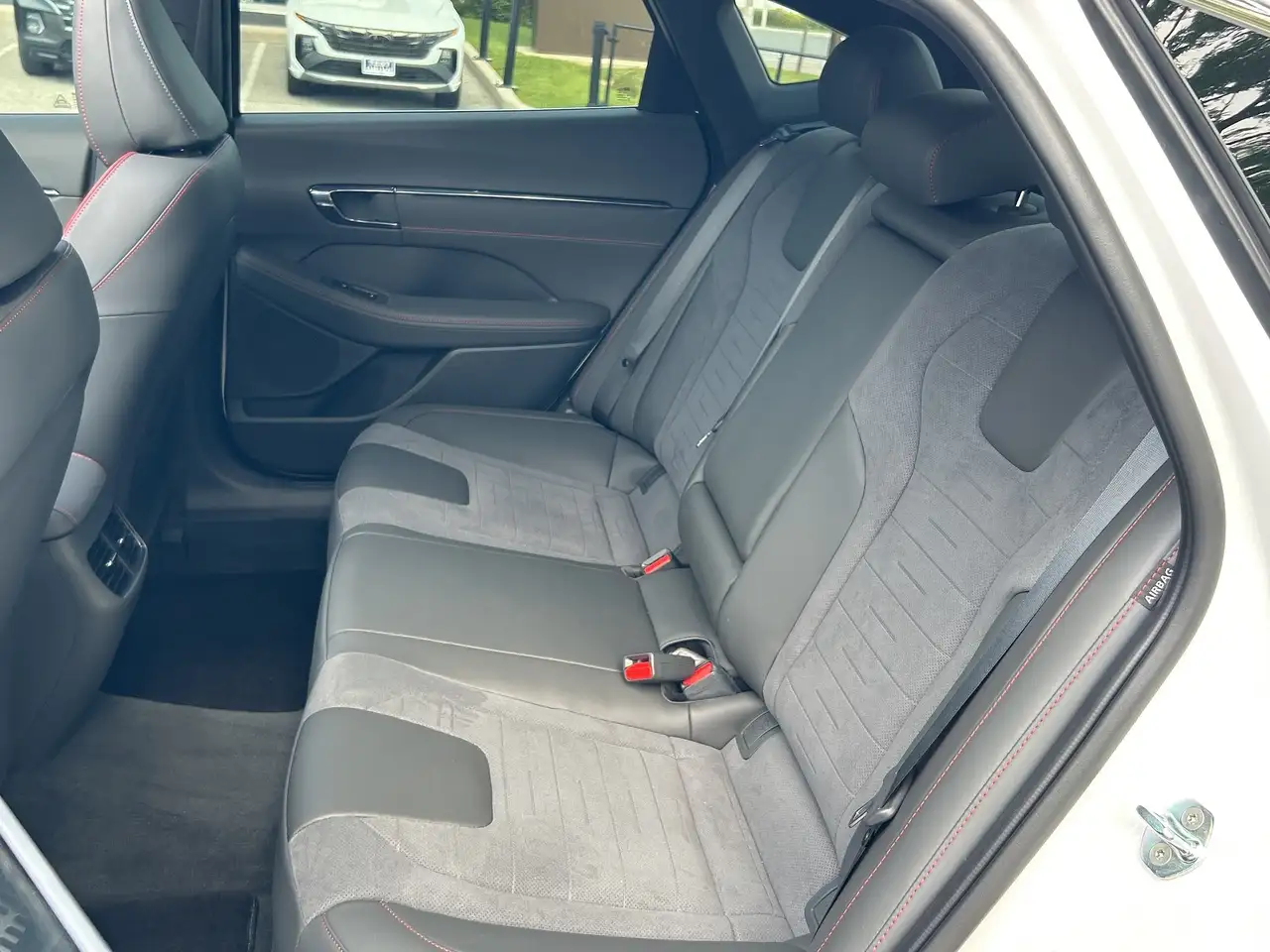Hyundai SONATA снимка Hyundai SONATA