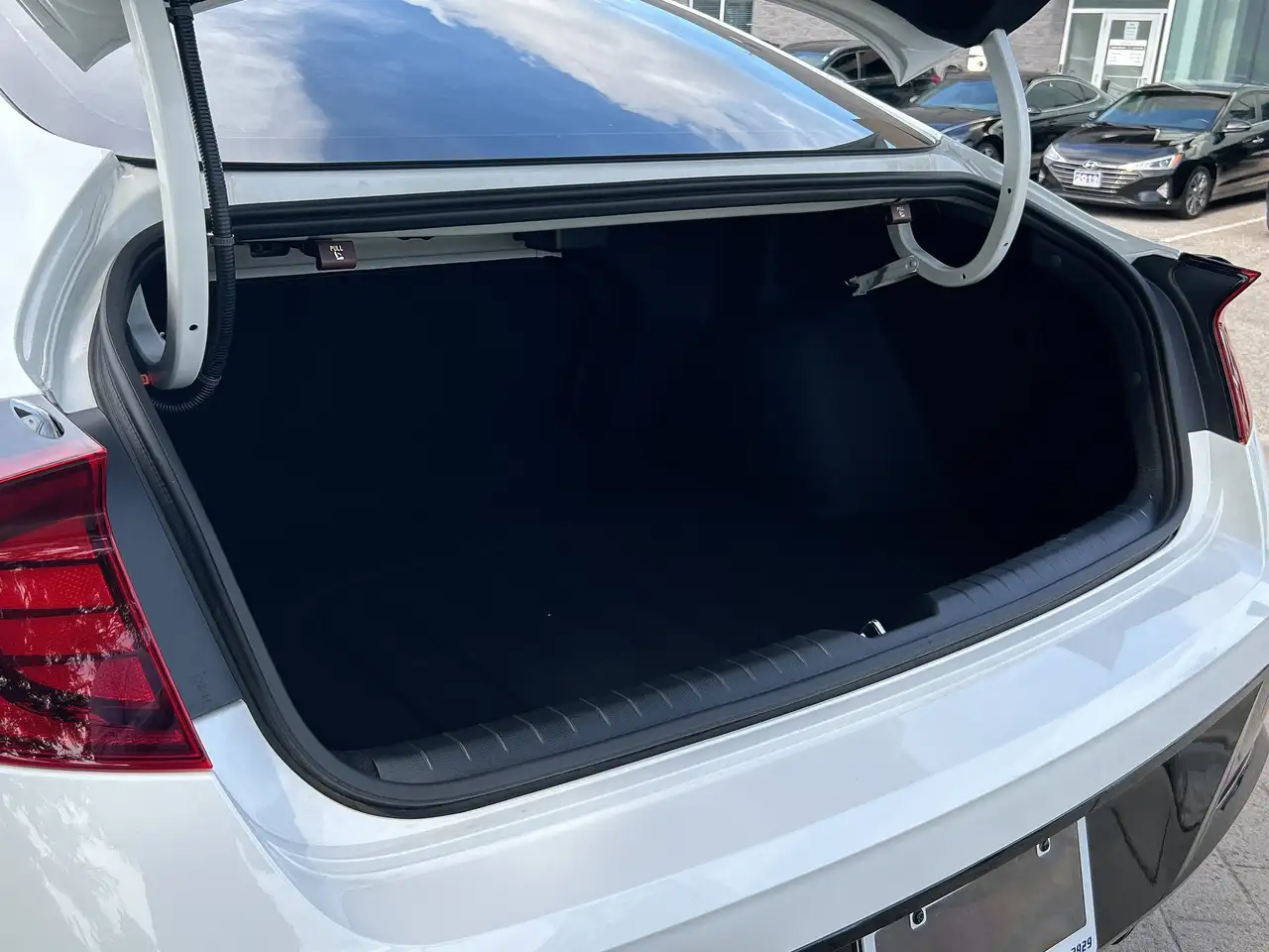 Hyundai SONATA снимка Hyundai SONATA