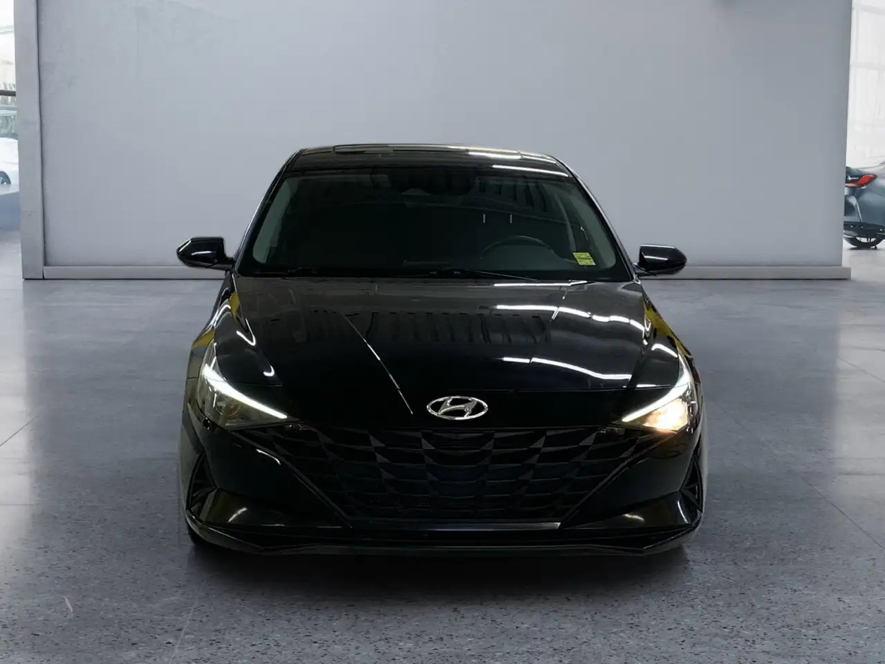 Hyundai ELANTRA fotografie Hyundai ELANTRA