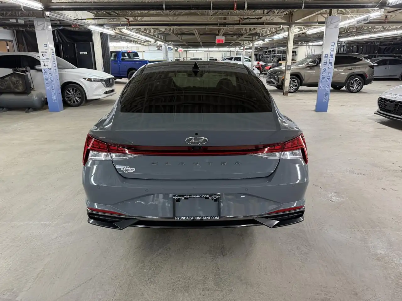Hyundai ELANTRA снимка Hyundai ELANTRA