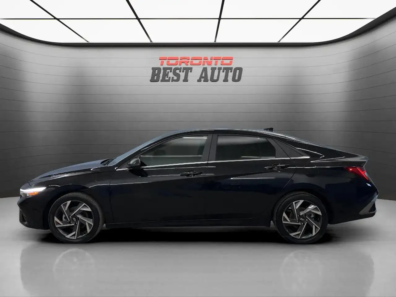 Hyundai ELANTRA снимка Hyundai ELANTRA