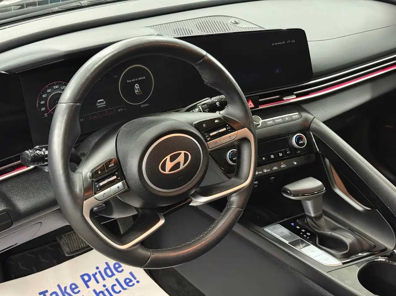 Hyundai ELANTRA снимка Hyundai ELANTRA