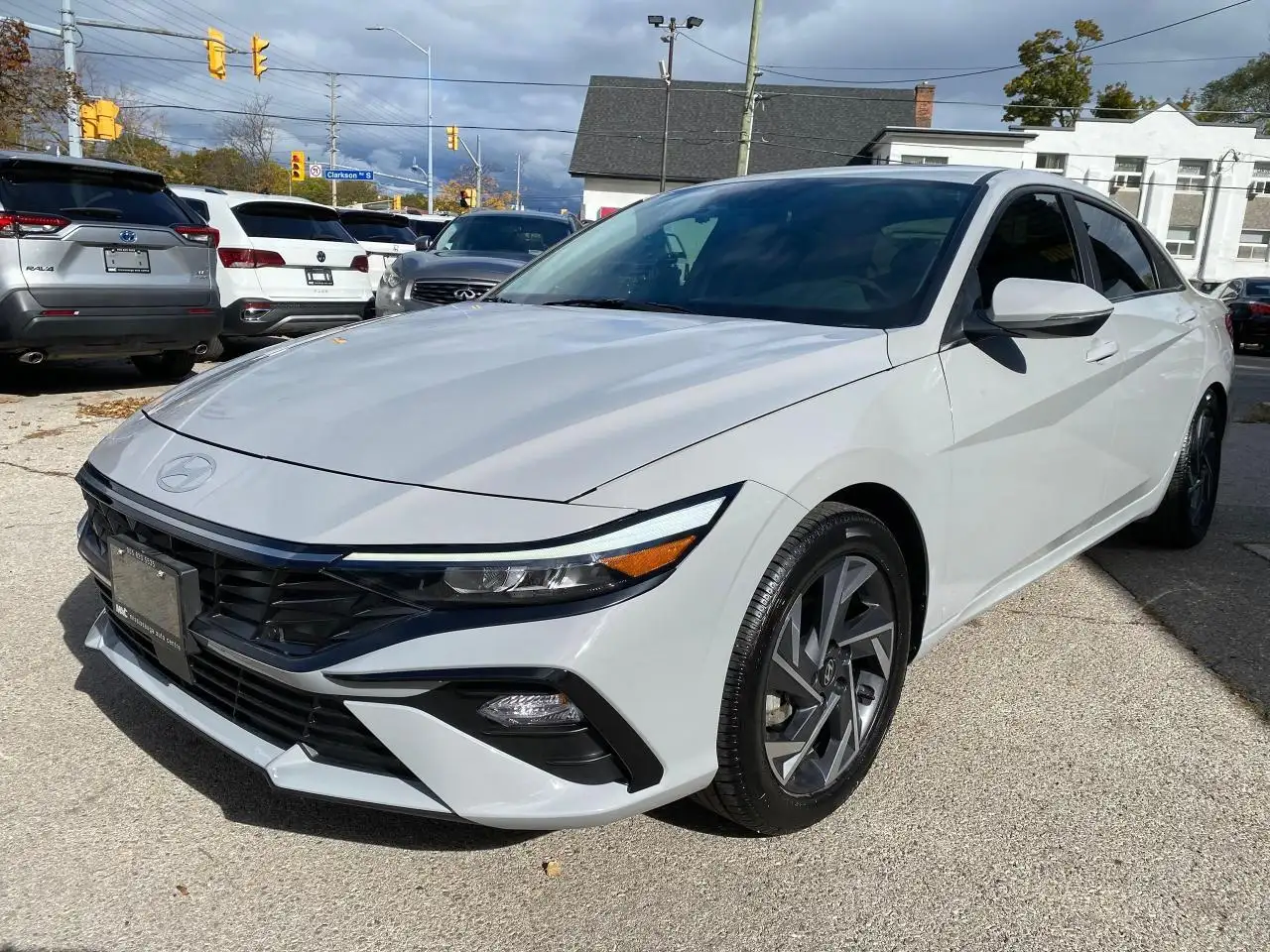 2024 Hyundai ELANTRA