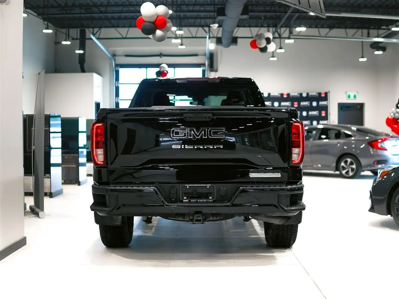 GMC Sierra 1500 снимка GMC Sierra 1500