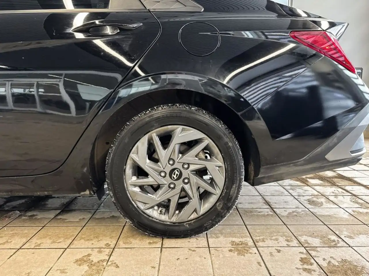 Hyundai ELANTRA снимка Hyundai ELANTRA