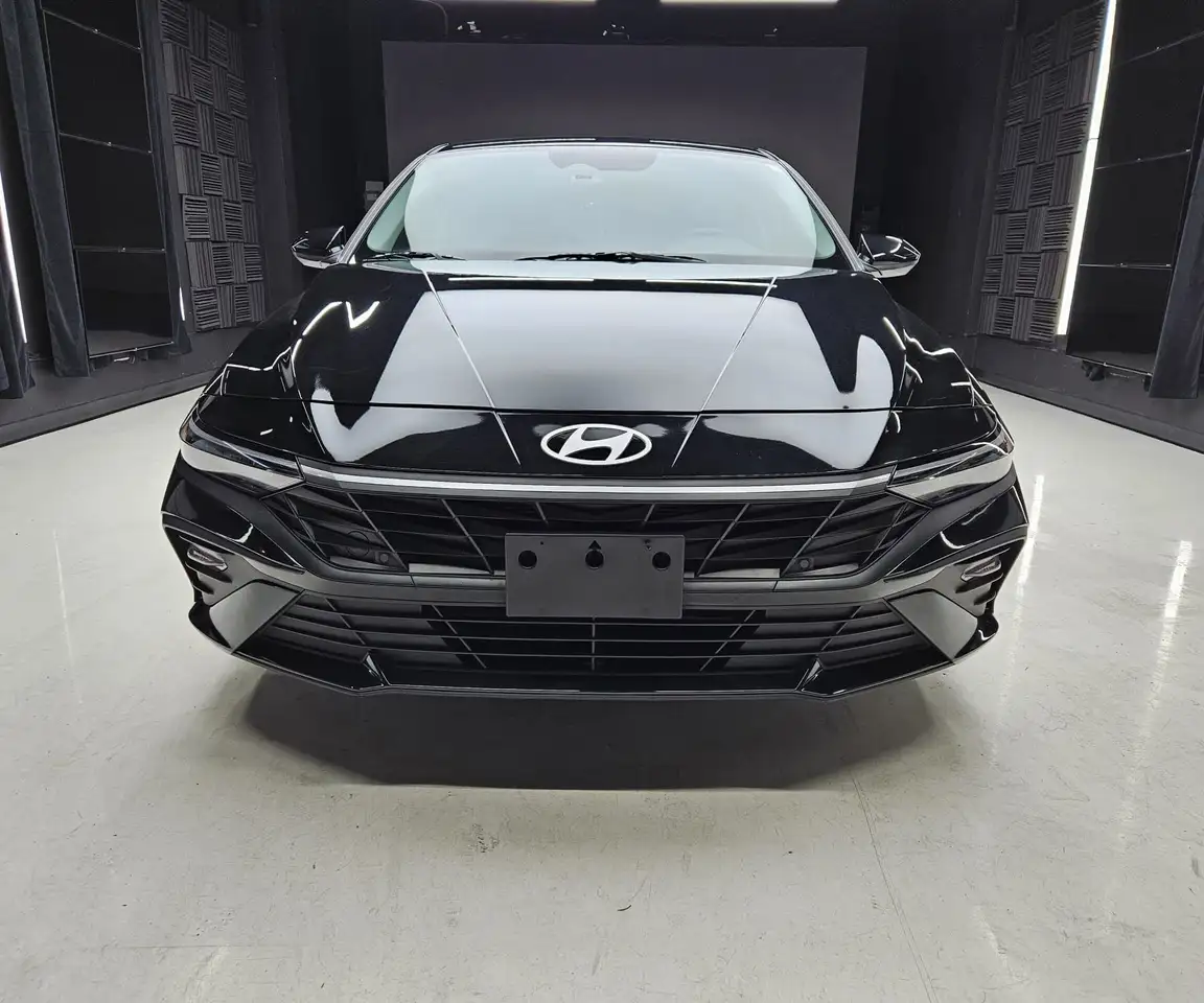 2024 Hyundai ELANTRA