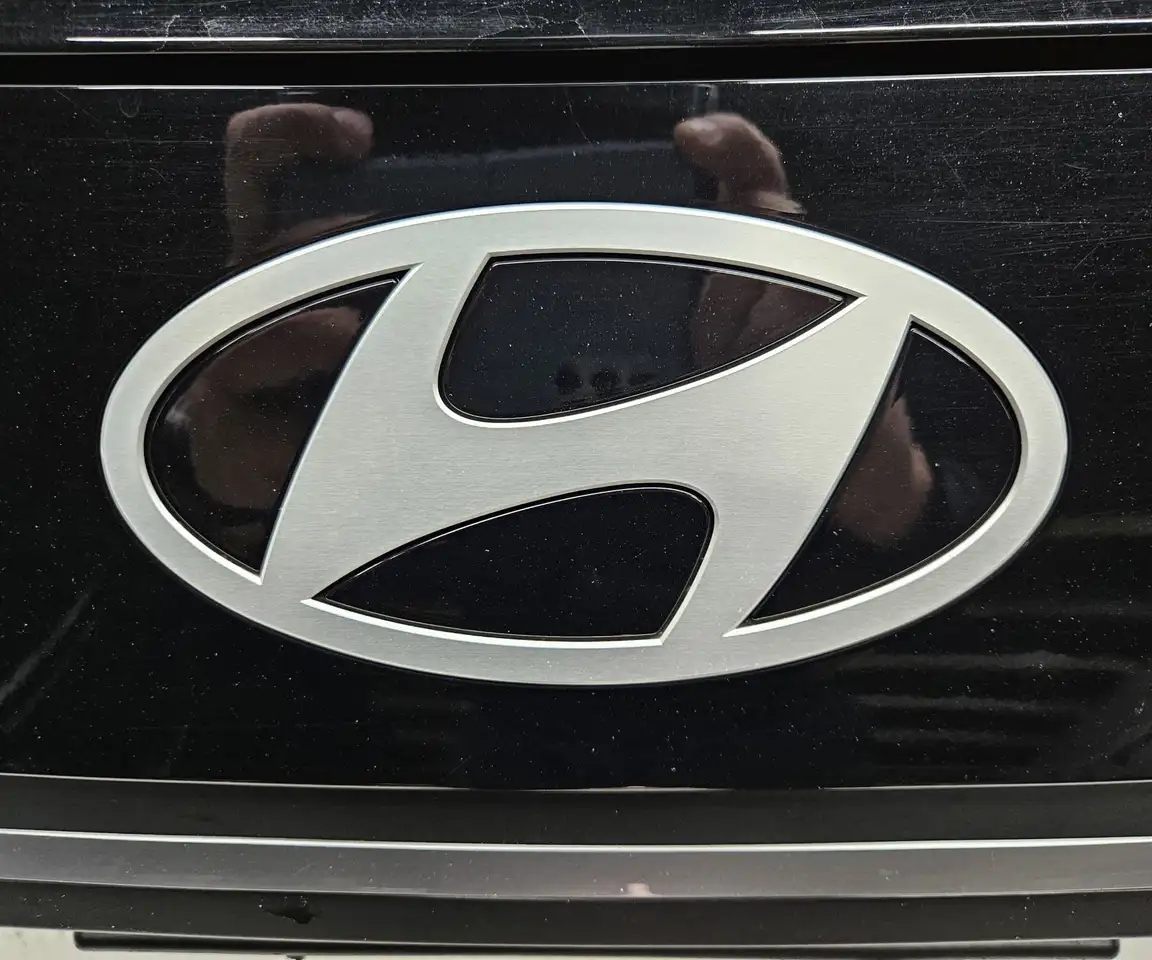 Hyundai ELANTRA снимка Hyundai ELANTRA