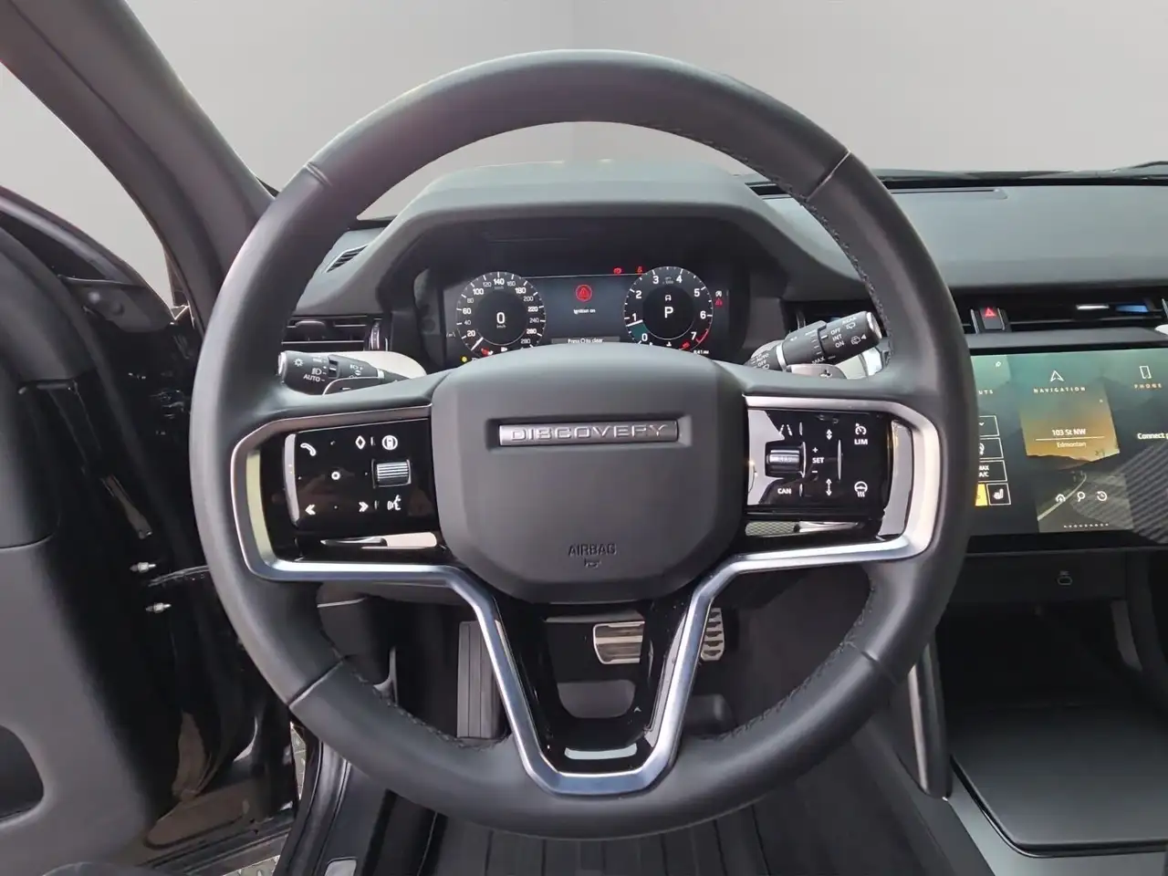 Land Rover Discovery Sport снимка Land Rover Discovery Sport