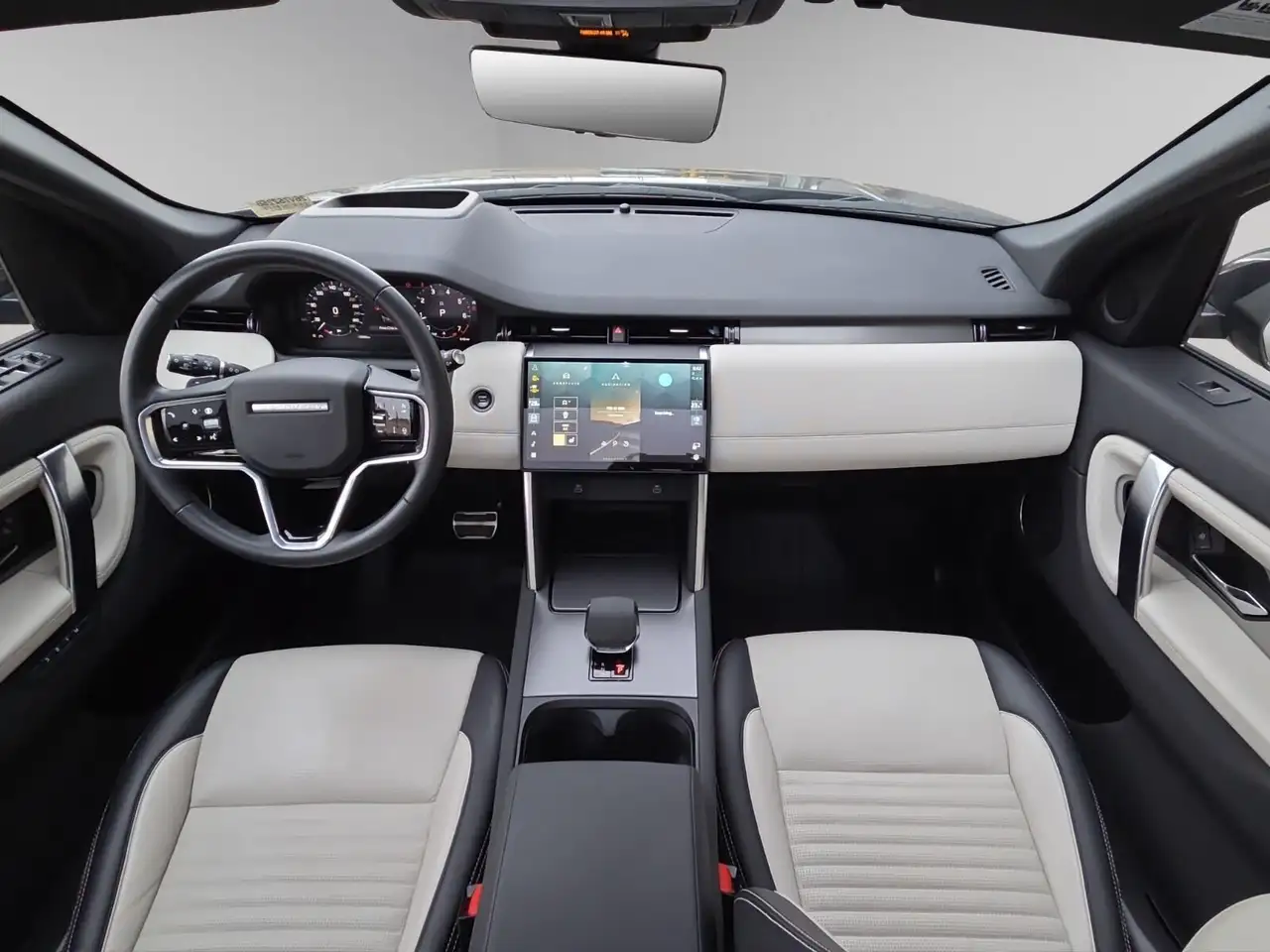Land Rover Discovery Sport снимка Land Rover Discovery Sport