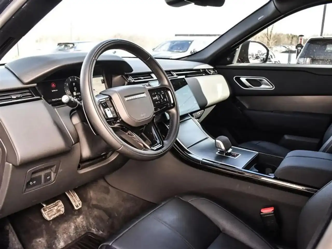 Land Rover Range Rover Velar снимка Land Rover Range Rover Velar