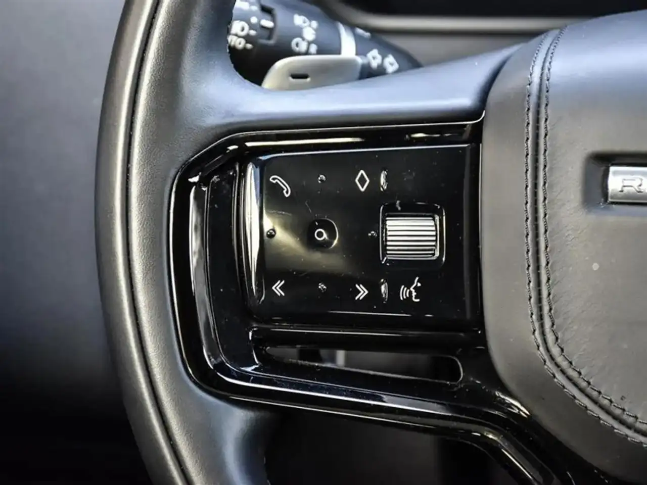 Land Rover Range Rover Velar снимка Land Rover Range Rover Velar