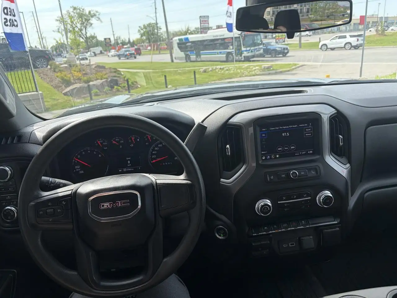 GMC Sierra 1500 снимка GMC Sierra 1500