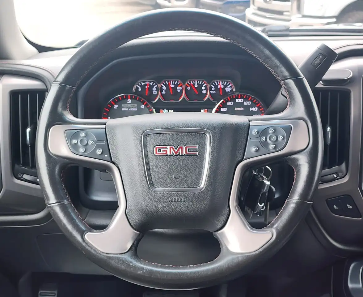 GMC Sierra 1500 снимка GMC Sierra 1500