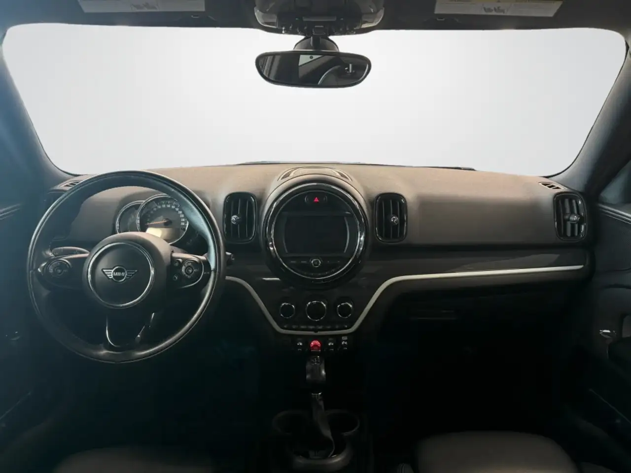 MINI Countryman снимка MINI Countryman