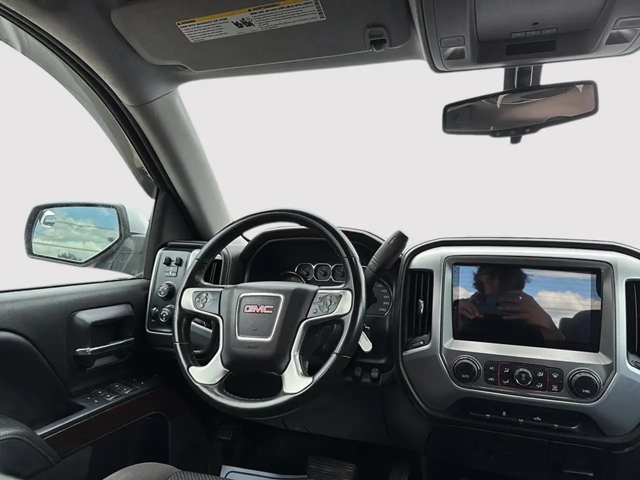 GMC Sierra 1500 photo GMC Sierra 1500