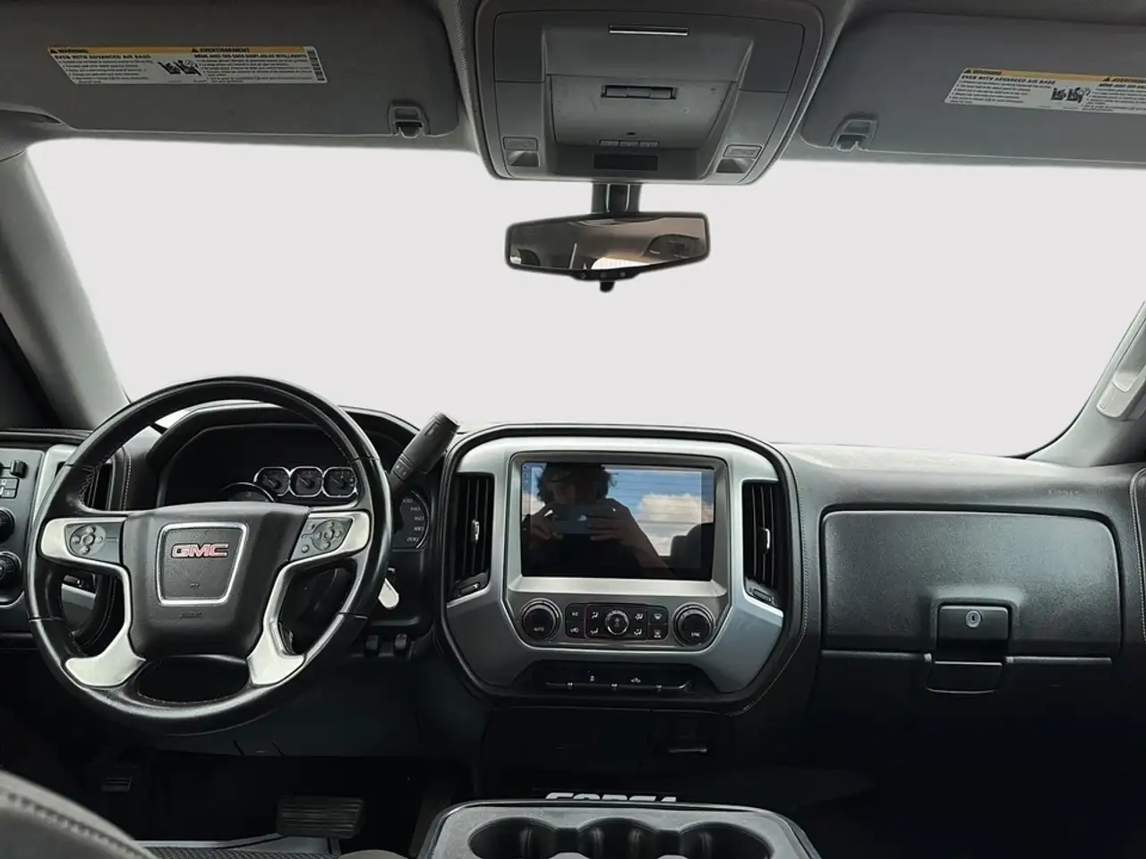 GMC Sierra 1500 photo GMC Sierra 1500