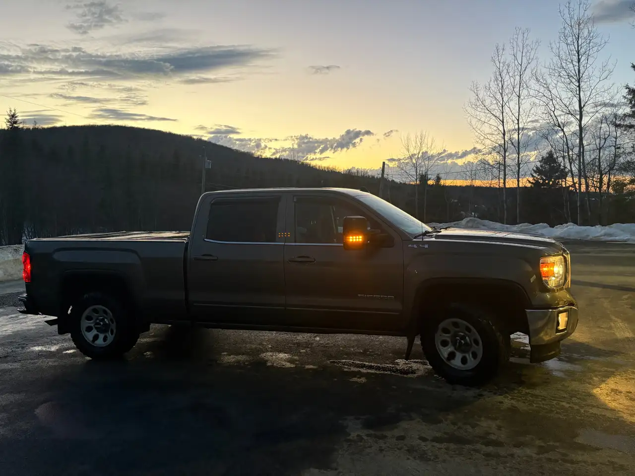 GMC Sierra 1500 снимка GMC Sierra 1500