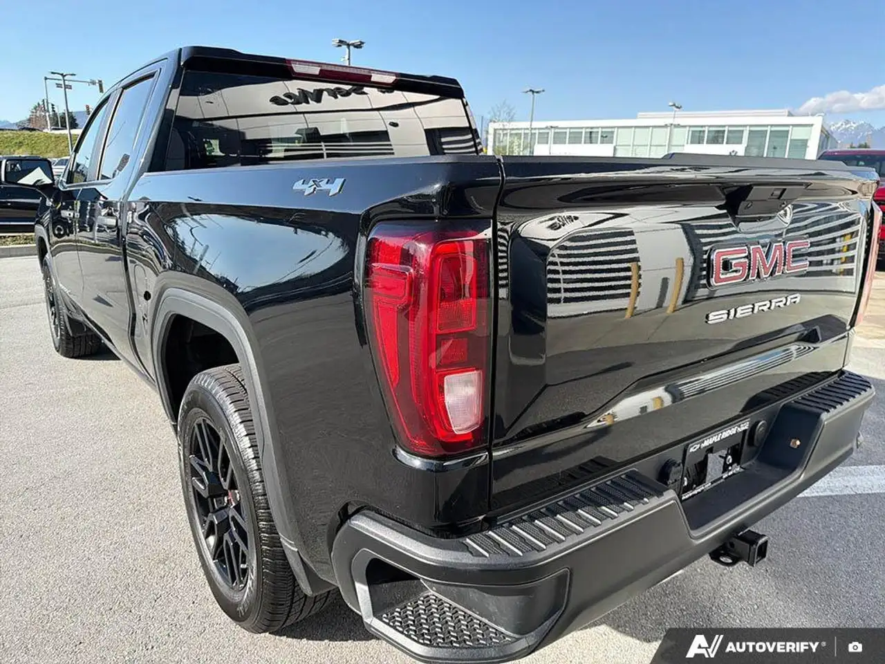 GMC Sierra 1500 fotografie GMC Sierra 1500
