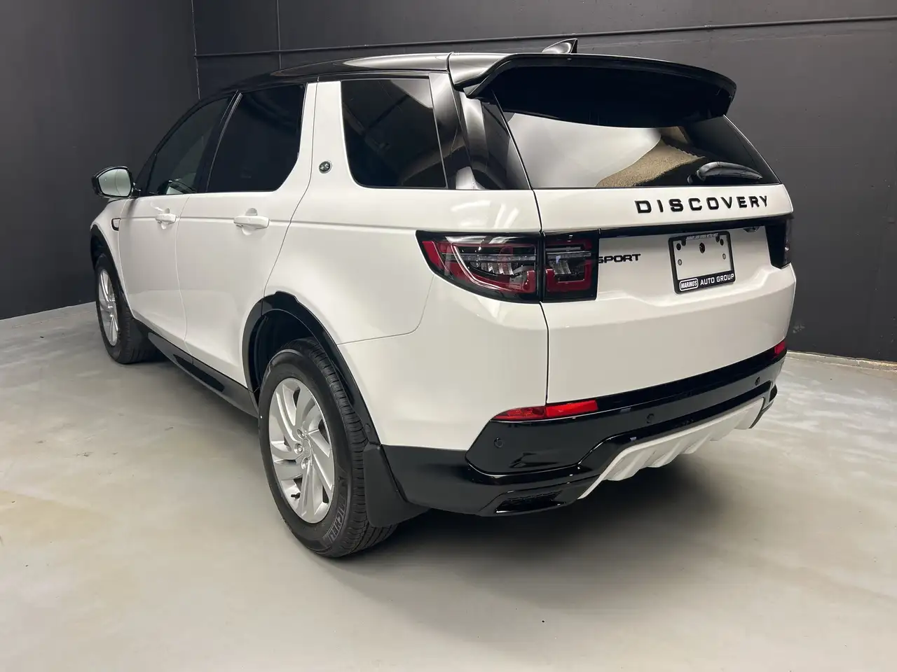Land Rover Discovery Sport снимка Land Rover Discovery Sport
