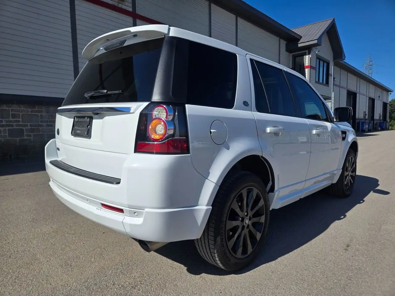 Land Rover LR2 снимка Land Rover LR2