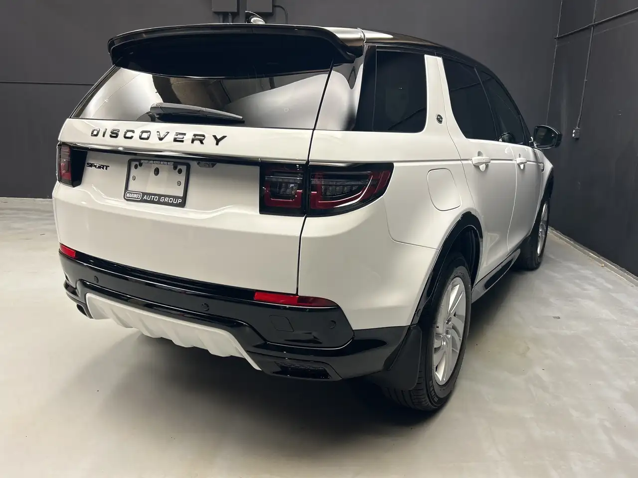 Land Rover Discovery Sport снимка Land Rover Discovery Sport