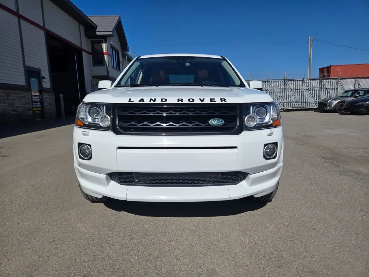 Land Rover LR2 снимка Land Rover LR2