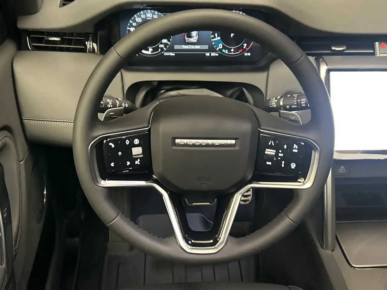 Land Rover Discovery Sport снимка Land Rover Discovery Sport