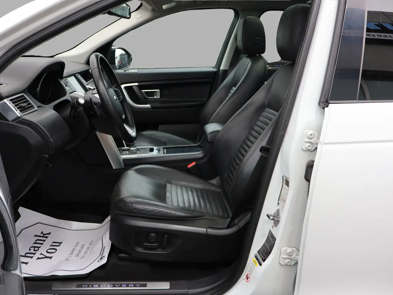 Land Rover Discovery Sport снимка Land Rover Discovery Sport