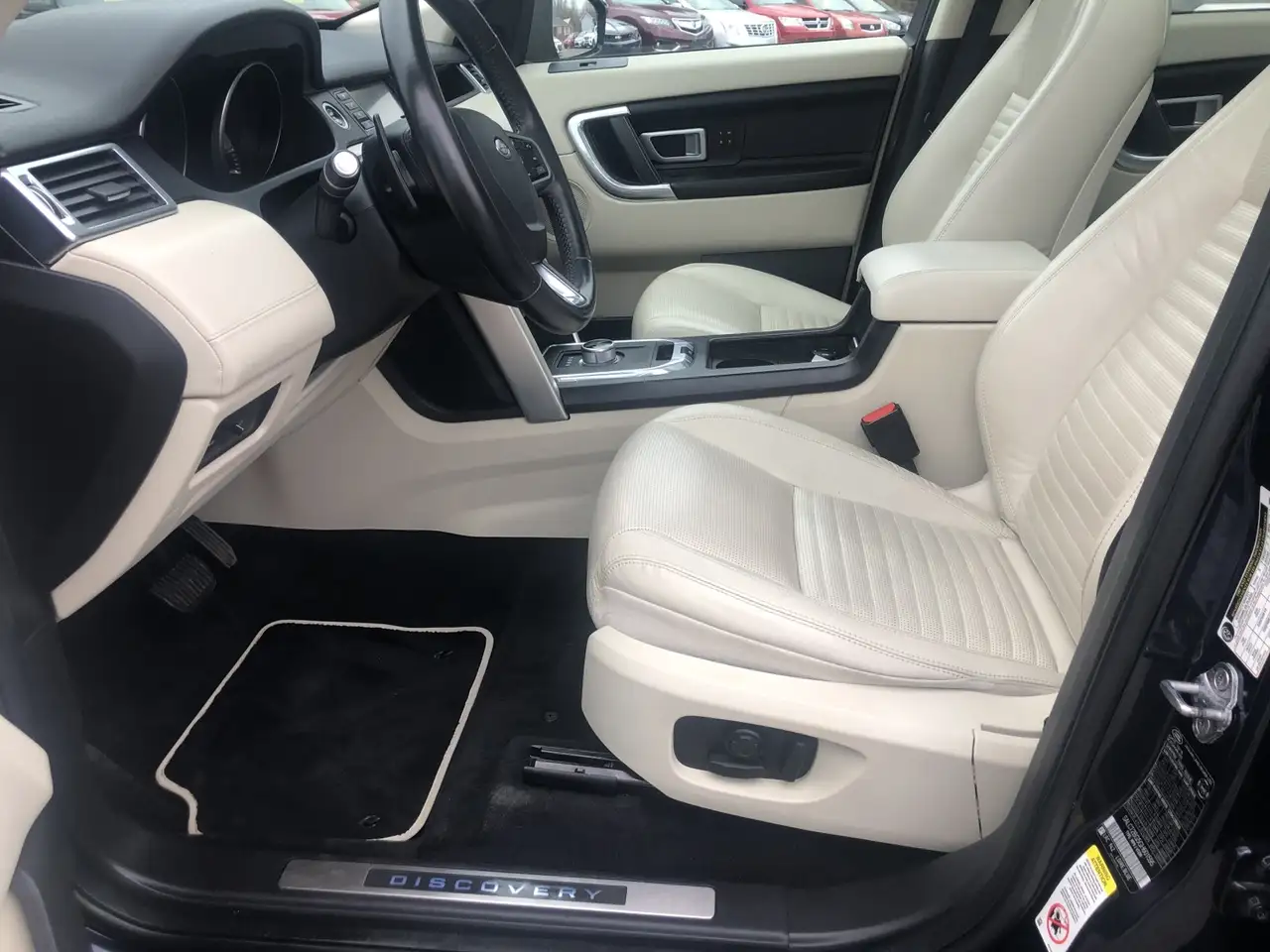 Land Rover Discovery Sport снимка Land Rover Discovery Sport