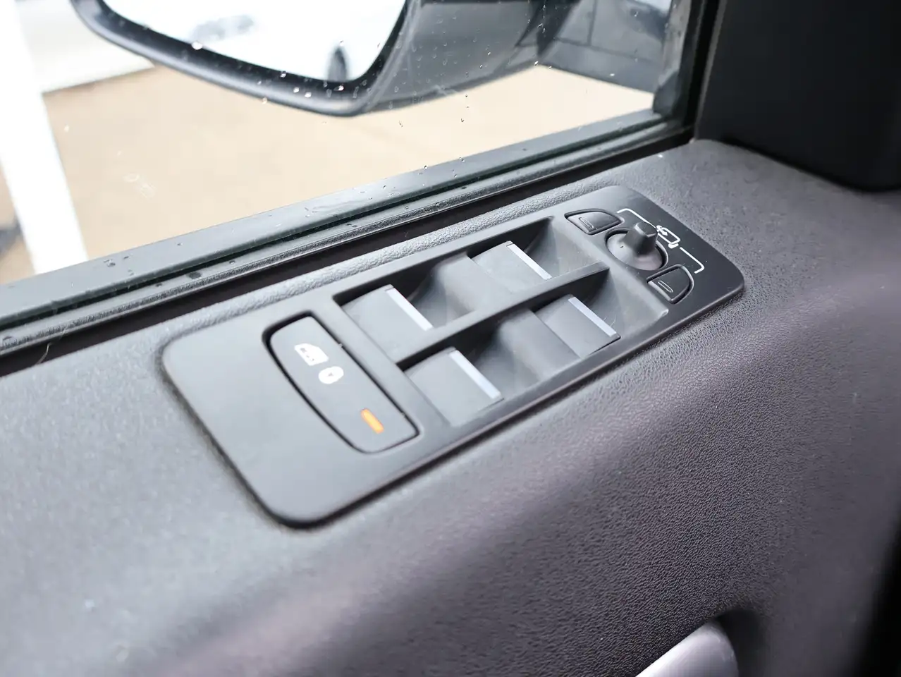 Land Rover Discovery Sport снимка Land Rover Discovery Sport