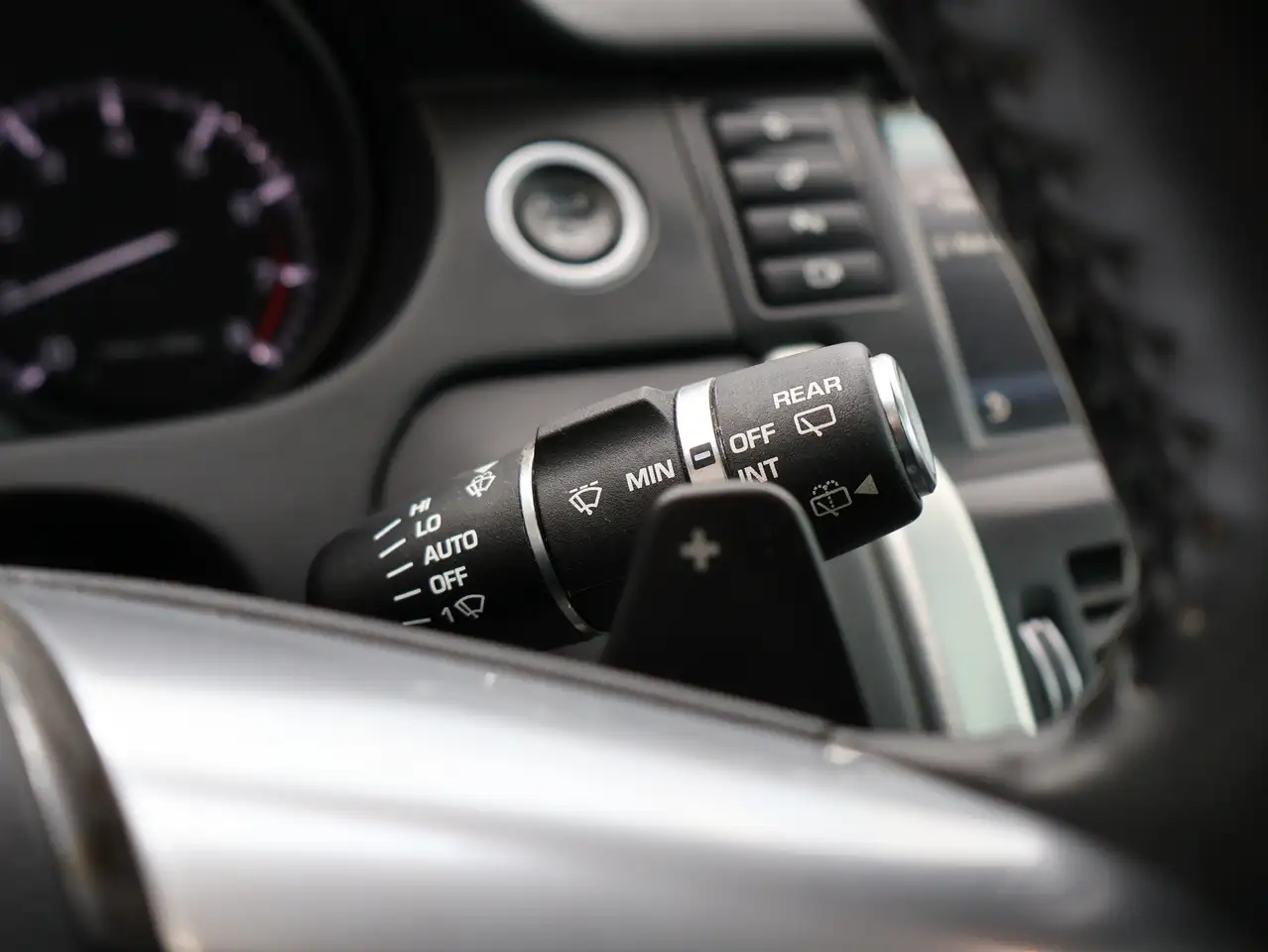 Land Rover Discovery Sport снимка Land Rover Discovery Sport
