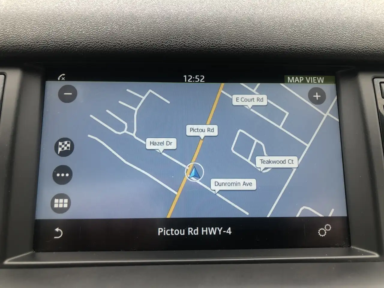 Land Rover Discovery Sport снимка Land Rover Discovery Sport
