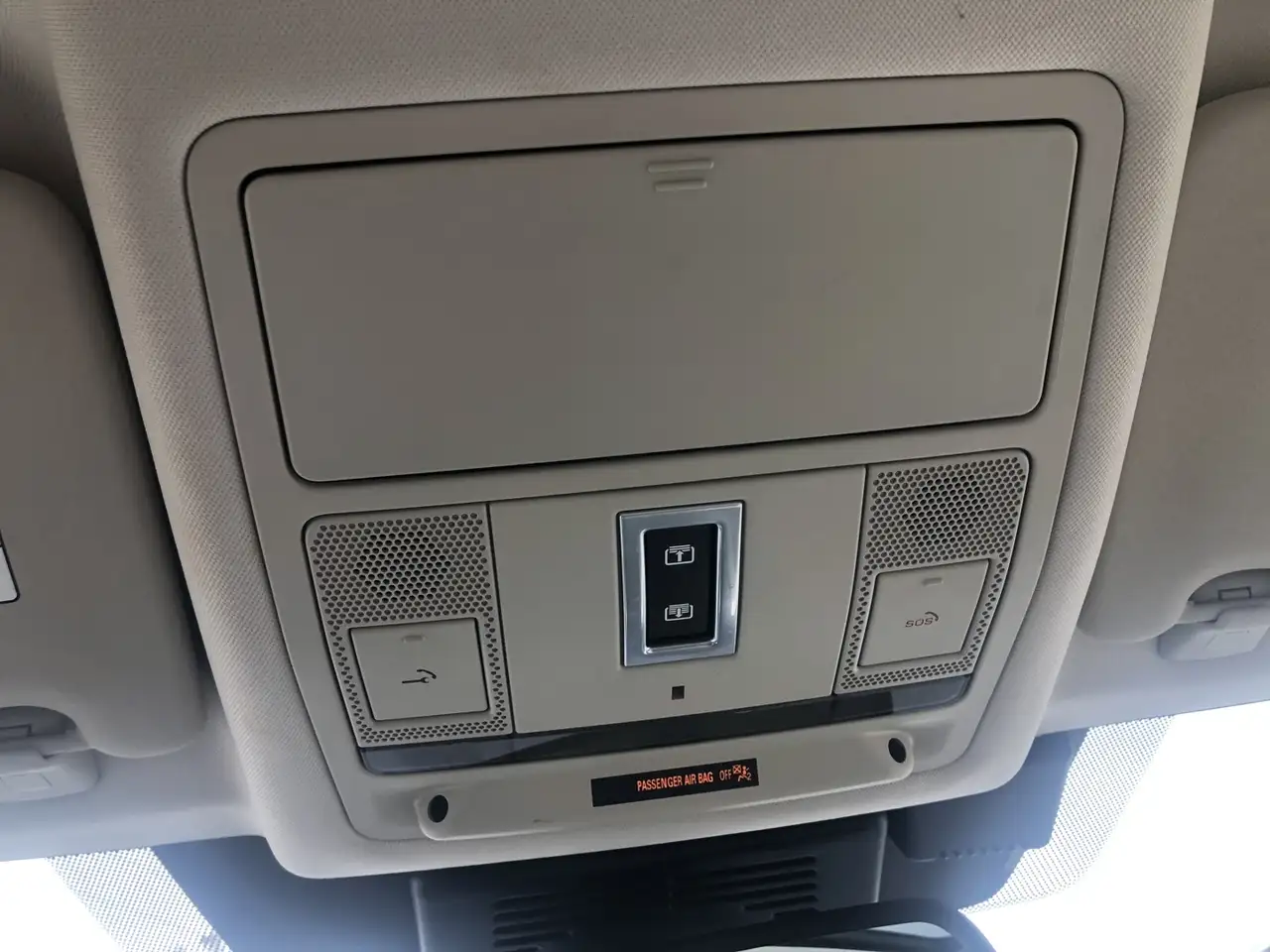 Land Rover Discovery Sport снимка Land Rover Discovery Sport