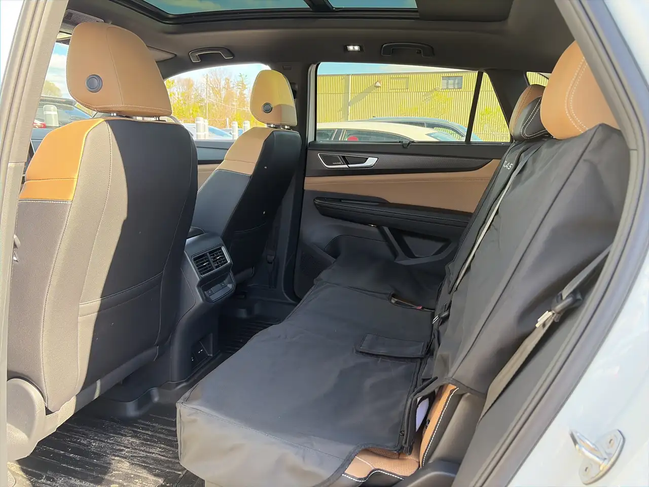 Volkswagen Atlas снимка Volkswagen Atlas