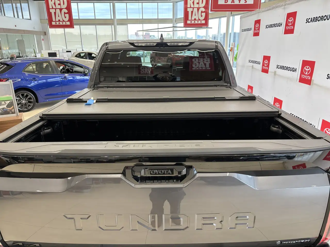 Toyota Tundra снимка Toyota Tundra
