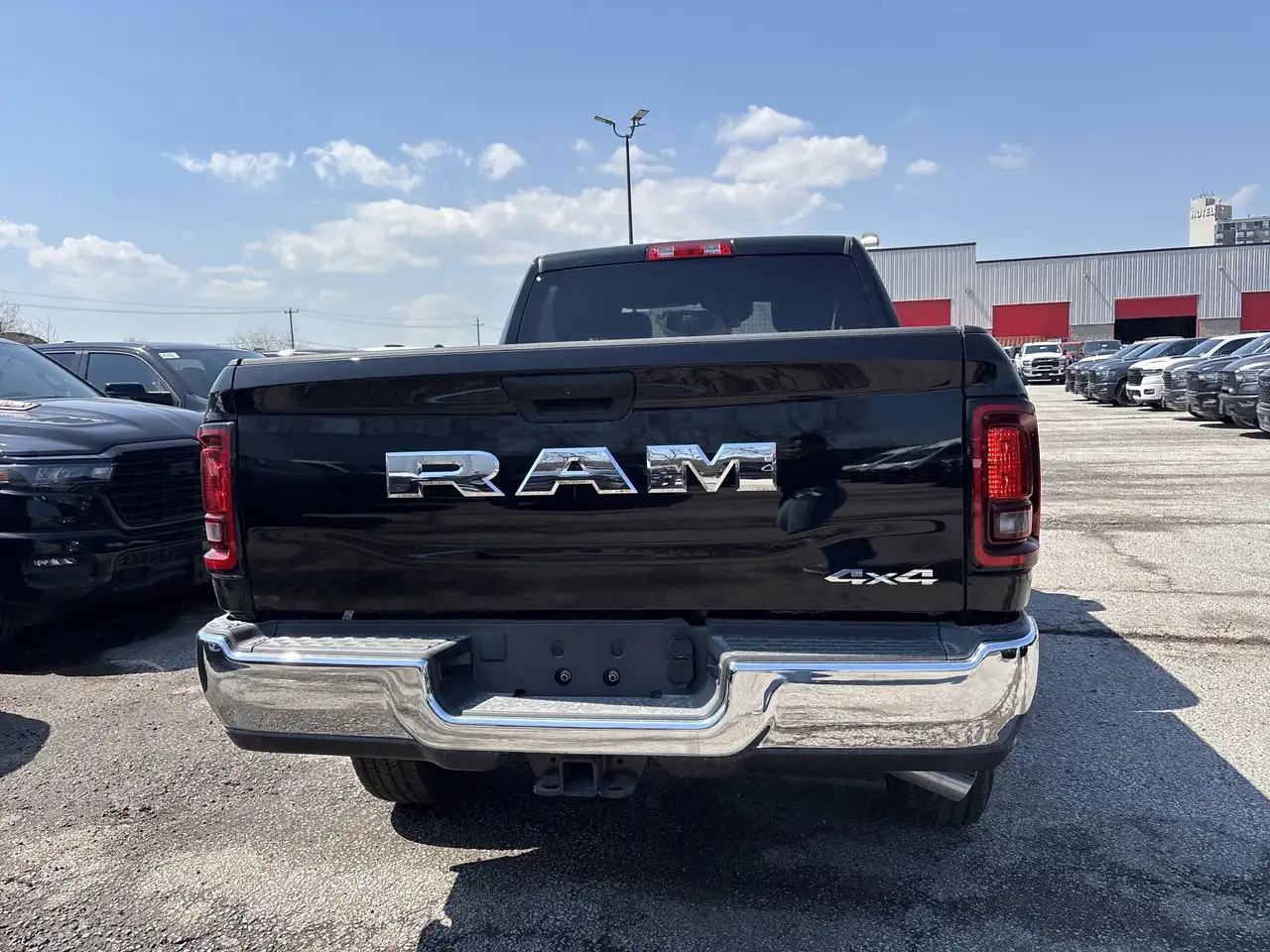 RAM 3500 photo RAM 3500