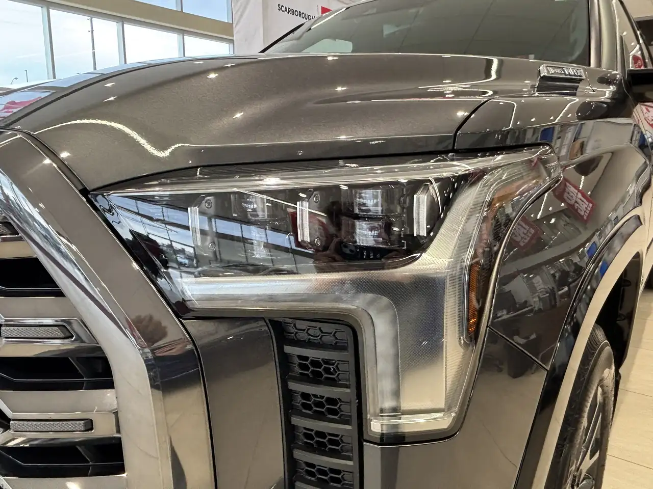 Toyota Tundra снимка Toyota Tundra