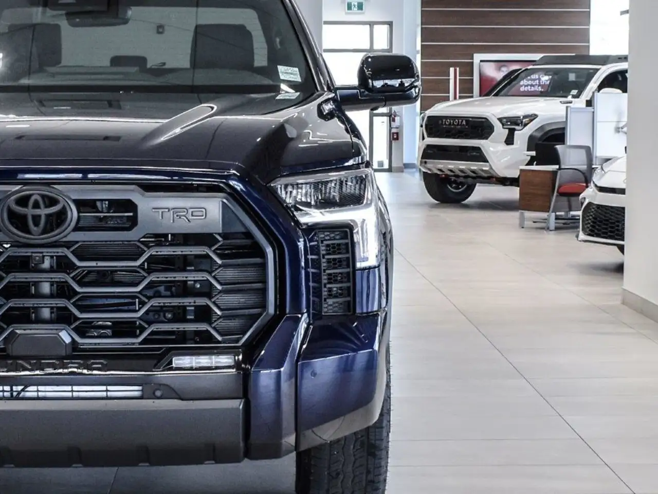Toyota Tundra снимка Toyota Tundra