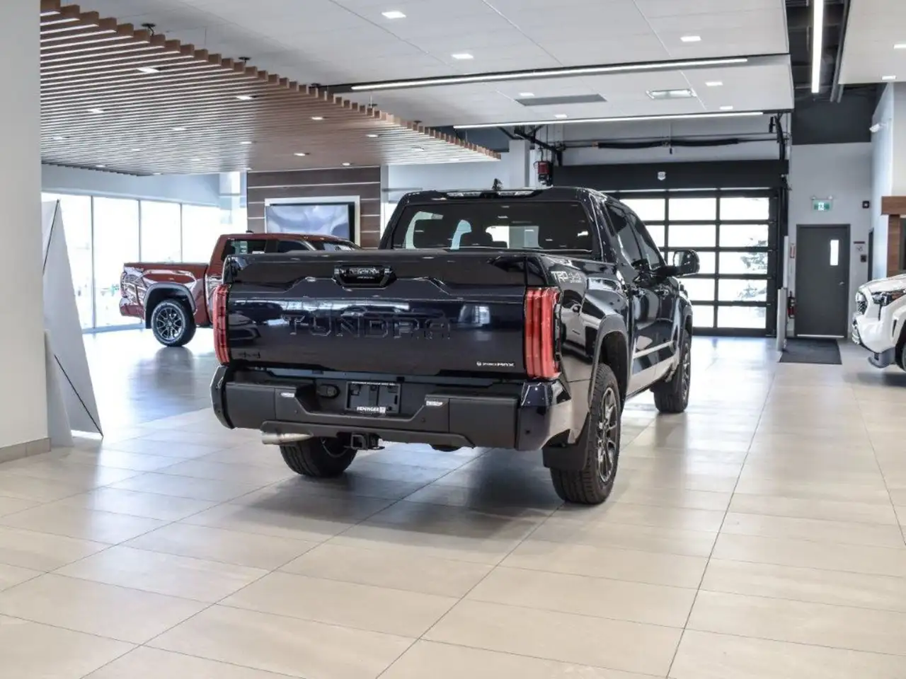 Toyota Tundra снимка Toyota Tundra