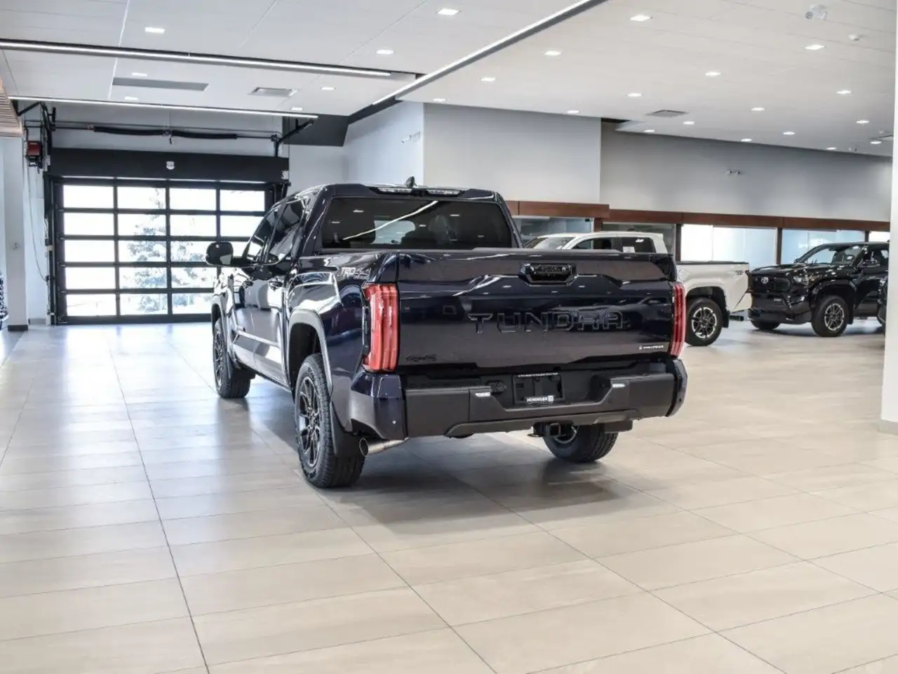 Toyota Tundra снимка Toyota Tundra