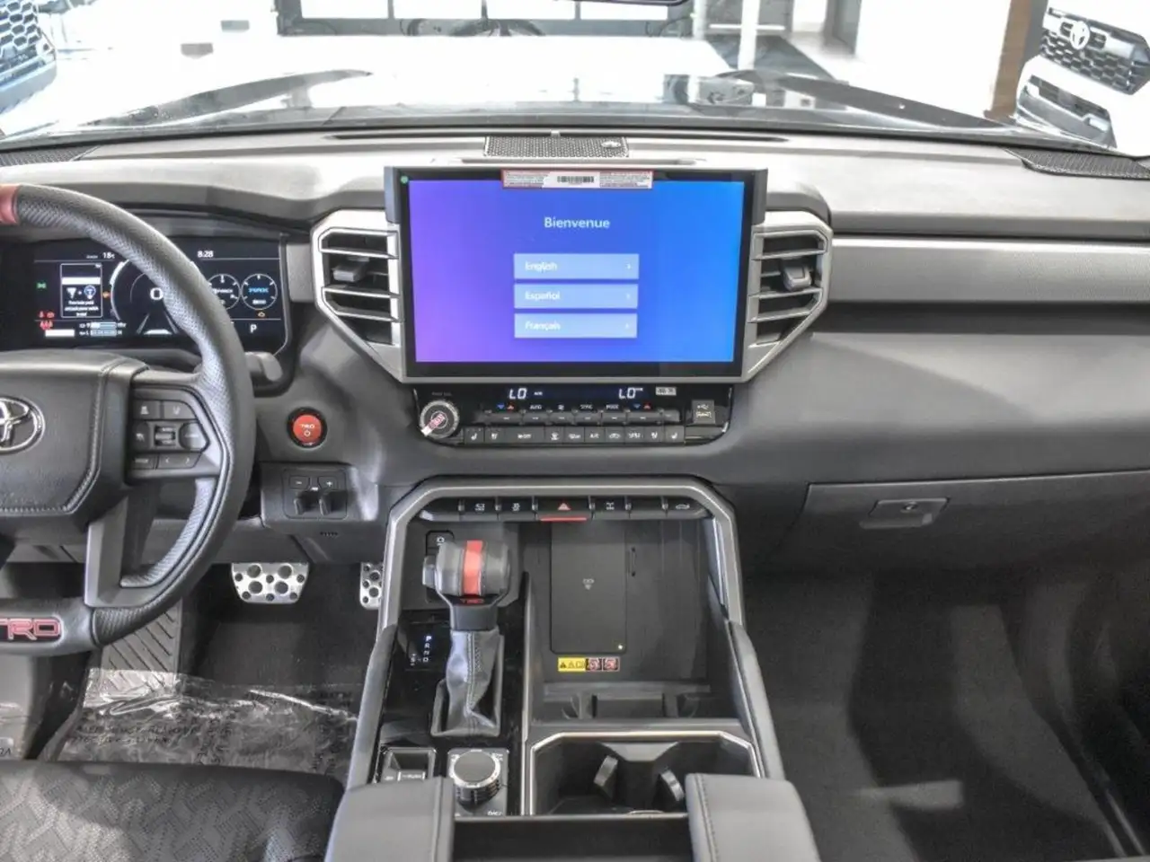 Toyota Tundra снимка Toyota Tundra